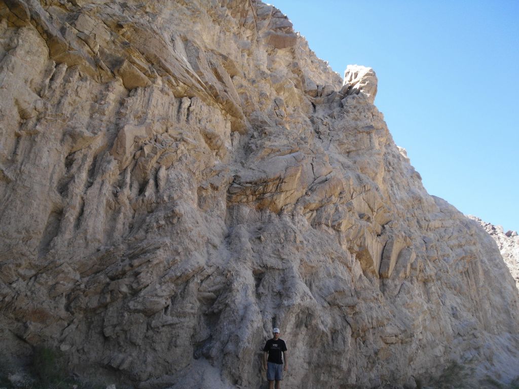 Steve standing at the entrance to Sand Canyon.  Welcome to the best canyon in the Owlshead Mountains: