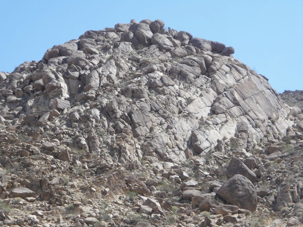 Another amazing sight in the canyon.  This is like a giant boulder dome: