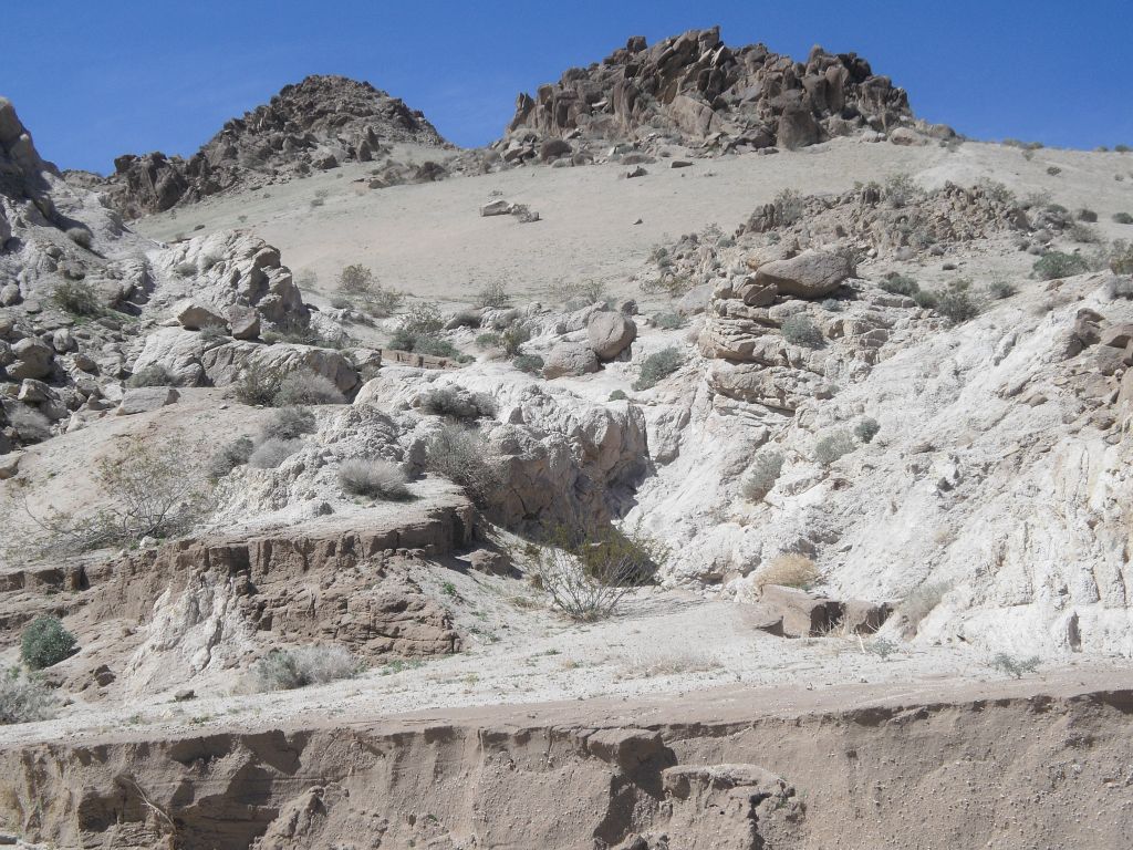 Zooming in on a small portion of lower dune: