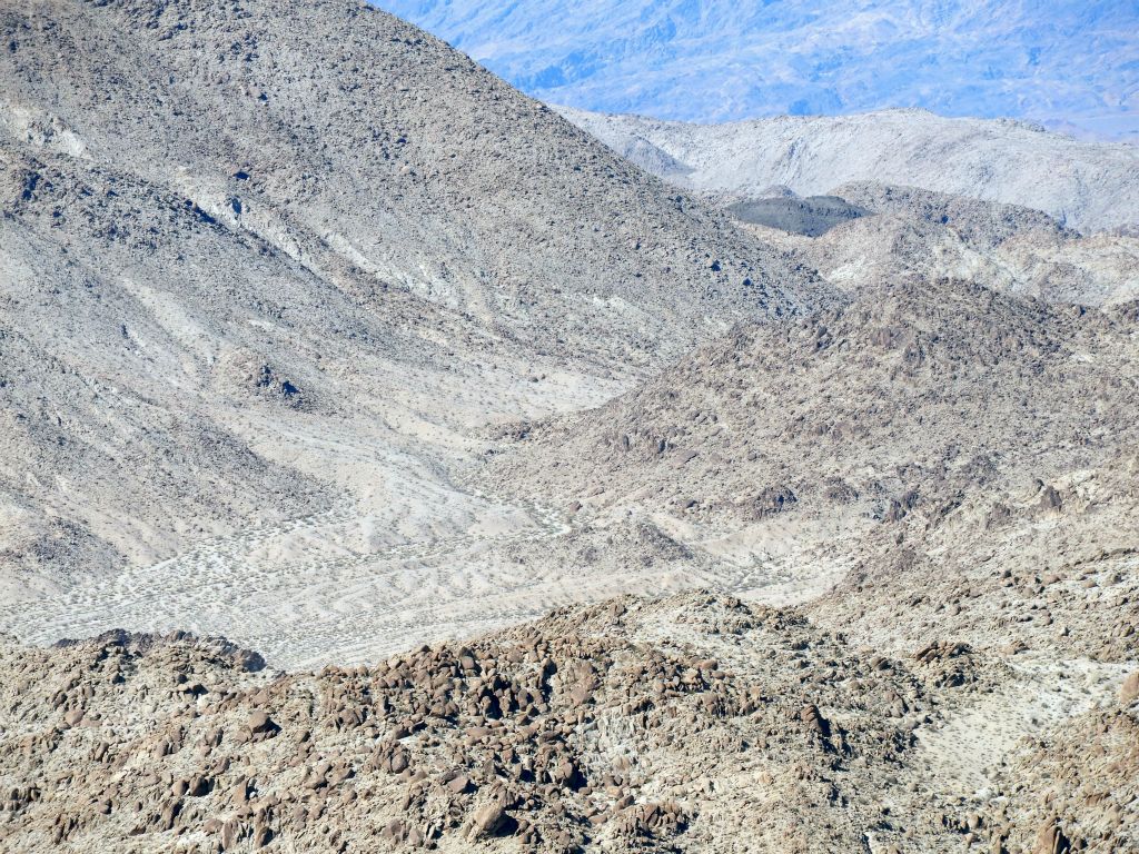Zooming in on the head of South Smoke Tree Canyon: