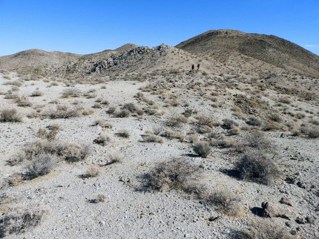 We have now reached the main ridge along the top of the range.  We would mostly try to stay along this high ridge for the rest of the journey: