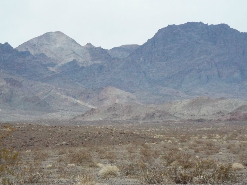 One more look back at Sugarloaf Peak and the colorful triangular peak next to it: