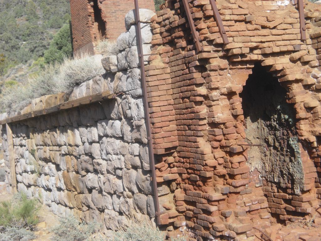 Three more pictures of interesting ruins to check out in this general area: