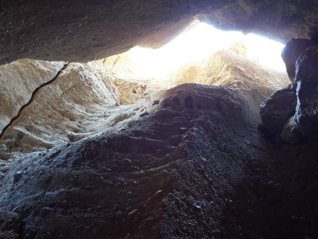 Another view looking up.  Note the huge crack in the wall: