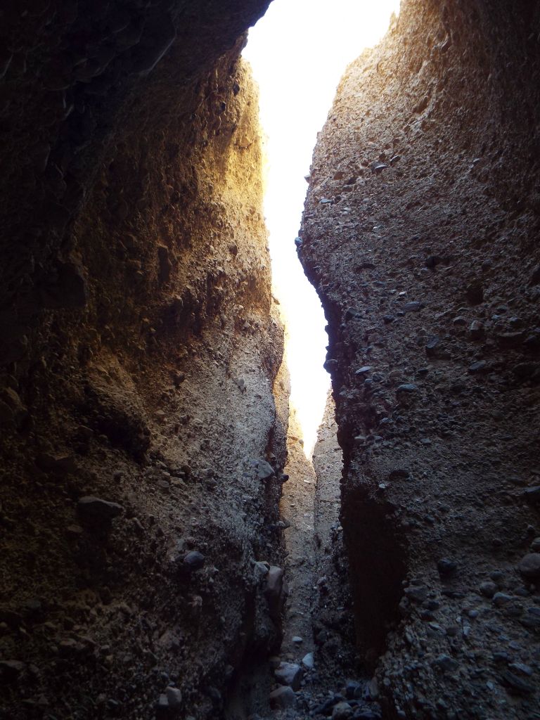 The next two pictures capture the great height of the walls in TB Slot 2: