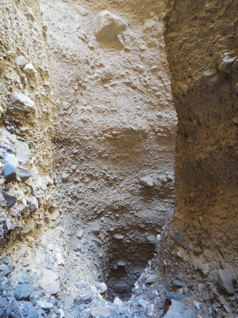 Looking back at a very enclosed section of tight walls in the next two pictures: