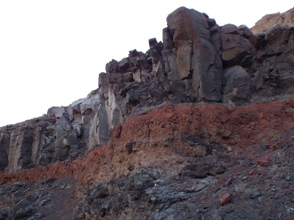 That's even true of the smaller areas with more simple formations.  Everything is unique everywhere in Lee Wash: