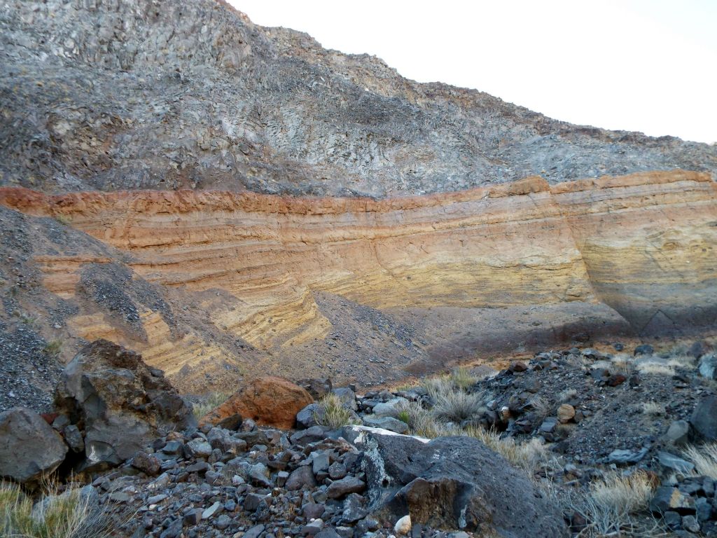 Note the grand scope of the scenery through this area: