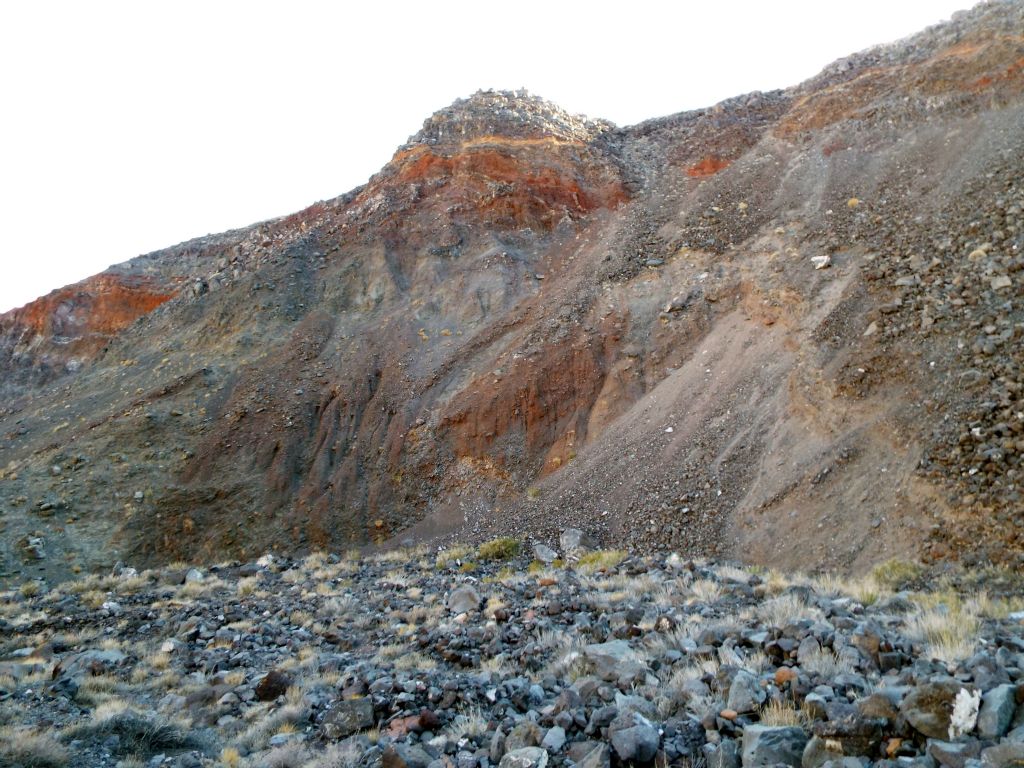 A dome-like outcropping high above the canyon wall: