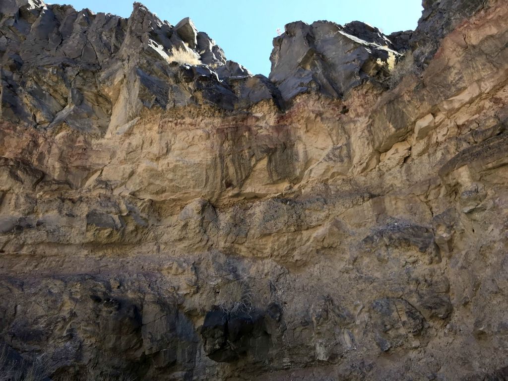 Taking a closer look at the 2nd major dry fall, which brought a definite end to the route: