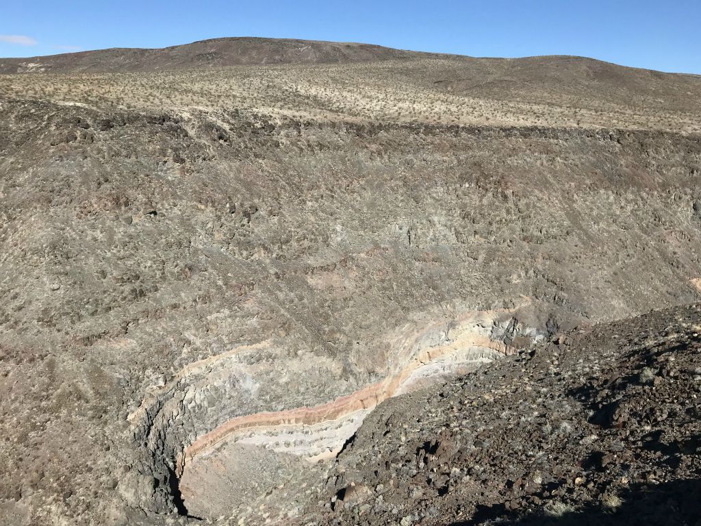 It is so impressive how the cliffs of the western side drop off in such dramatic fashion: