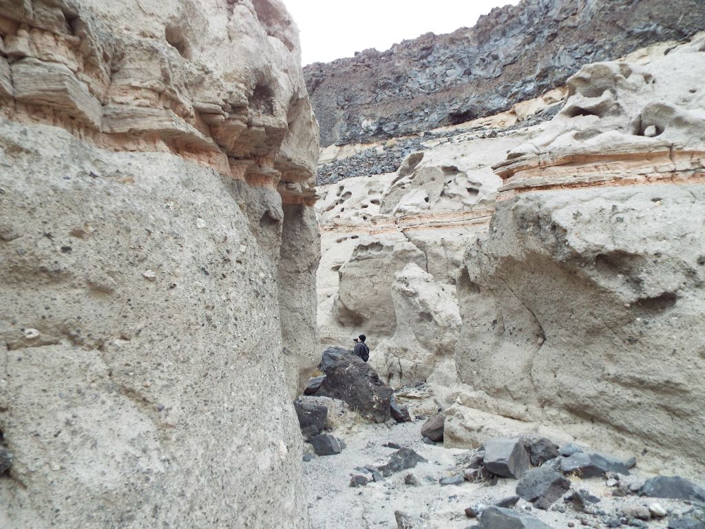You can see Tobin up ahead in this photo taking pictures in the narrows: