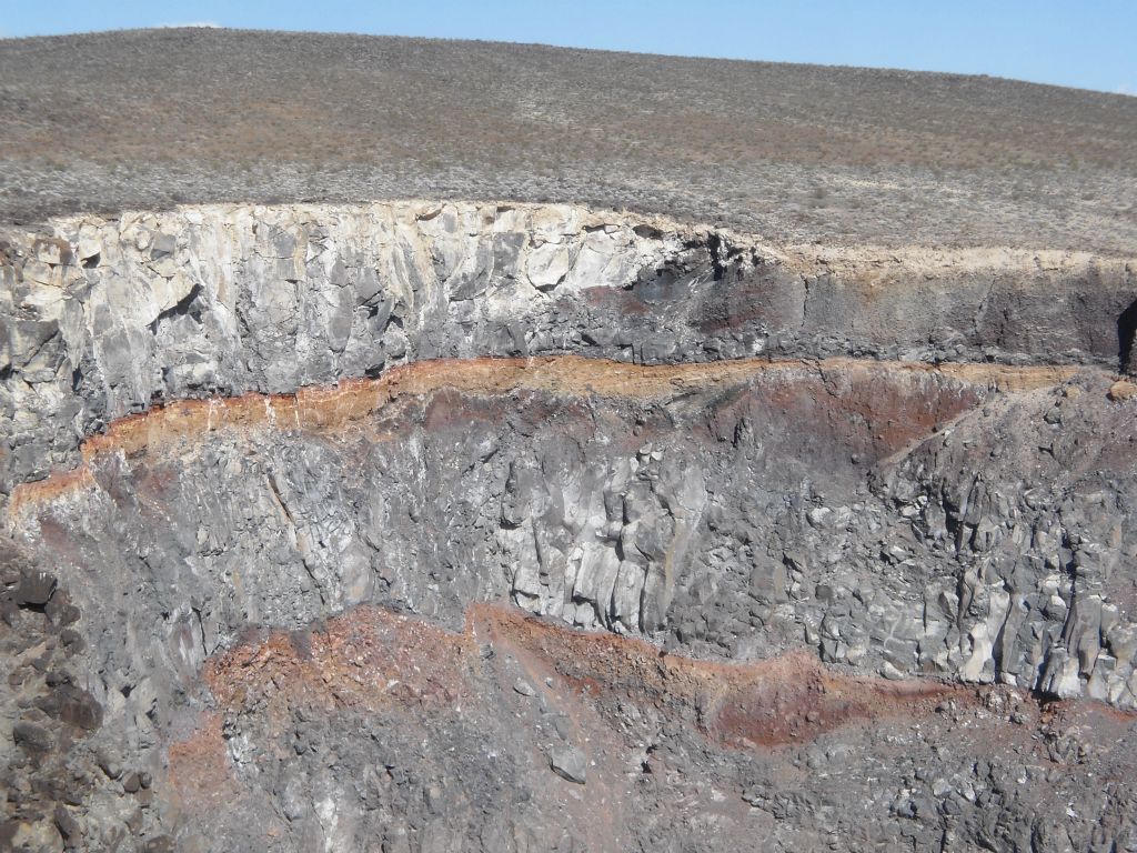 In some ways, Rainbow Canyon reminds me of the Grand Canyon.  Not just for its epic scenery, but also for the way the land above just suddenly drops off into a massive precipice: