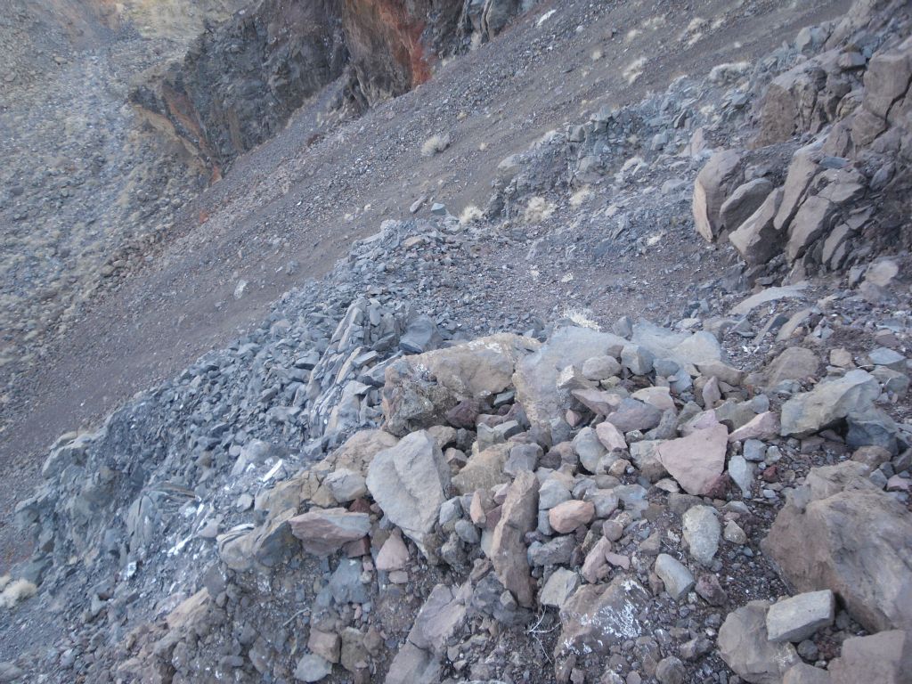 Then, I turned to the right and managed to follow along part of a burro or sheep trail: