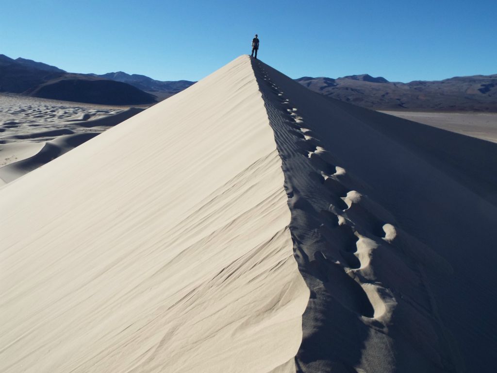 Jim standing on top of the first small peak.  Keep in mind that this peak is located in the back half of the Eureka Dunes and is not part of the large sand mountain: