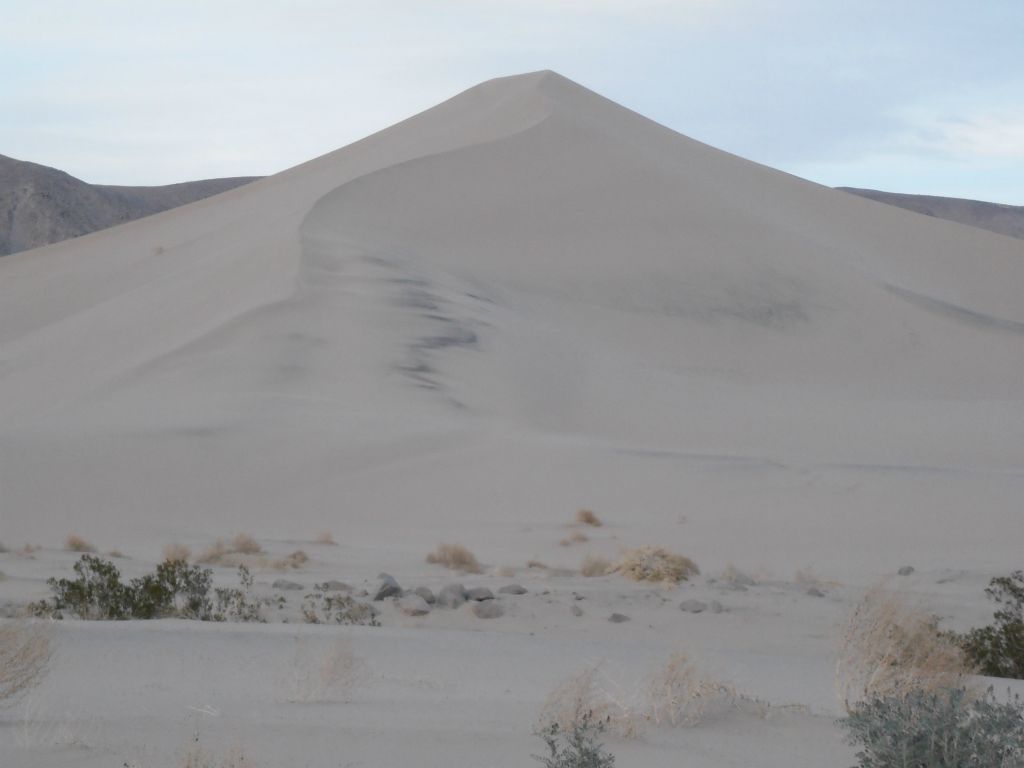 It was certainly thrilling to set foot on the sand of the Panamint Dunes once again: