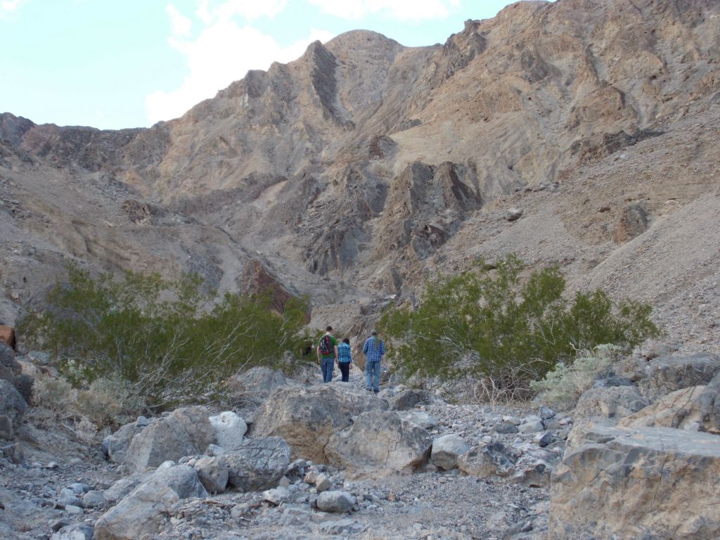Our group hikes through the narrow canyon: