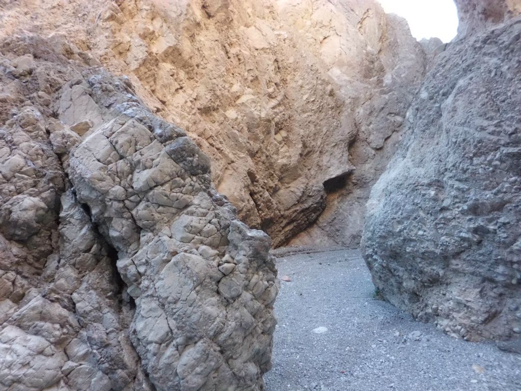 The narrows have a great contrast in colors: