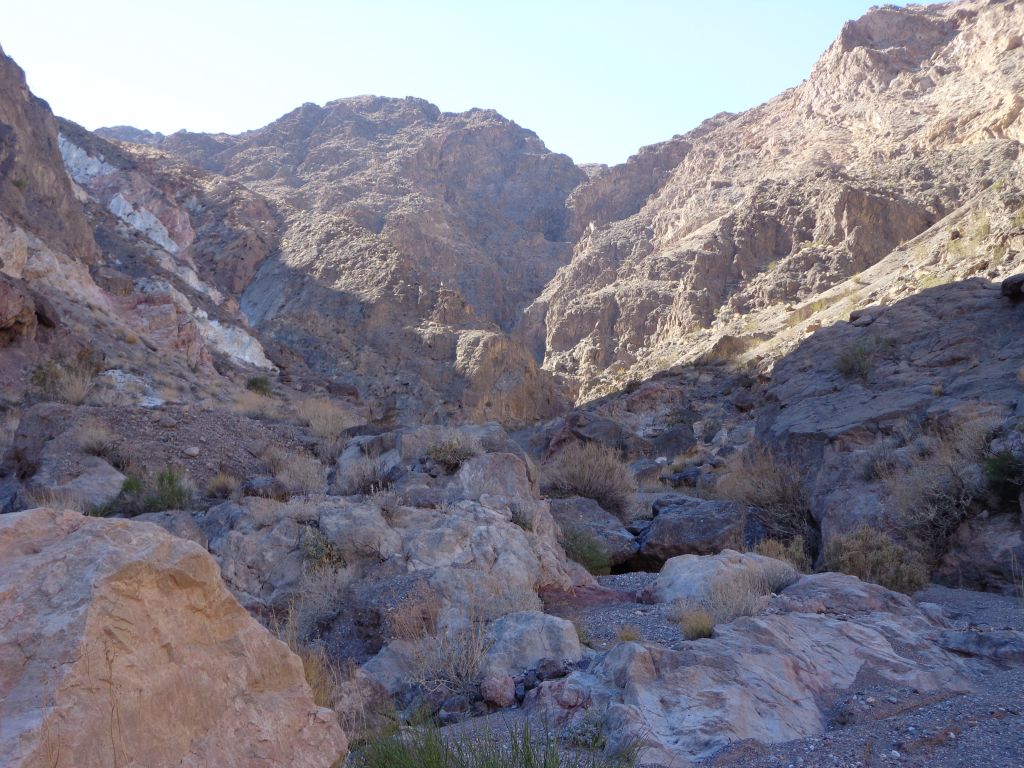 If you look way ahead in the side canyon, you can see that it gets extremely steep and impassable at some point: