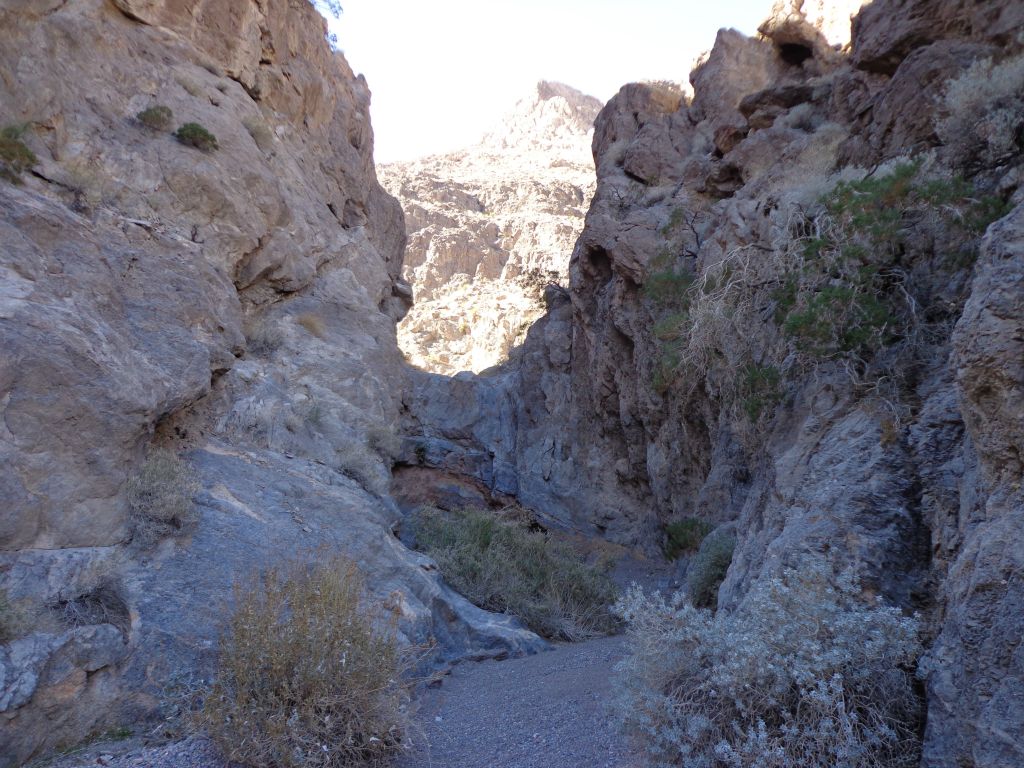 Big surprise.  A dry fall was up ahead waiting for us: