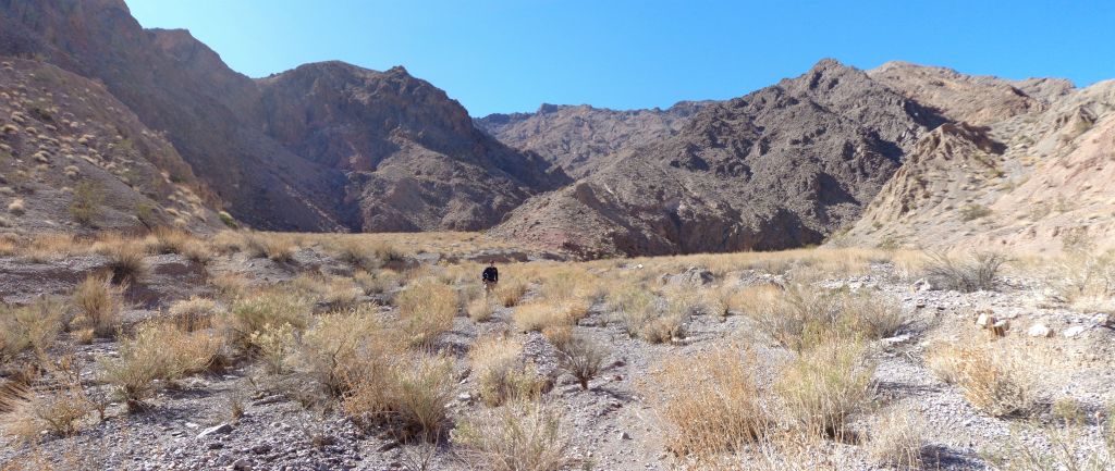 A panoramic showing the junction of Forbidden Canyon and its 2nd side canyon to the left:
