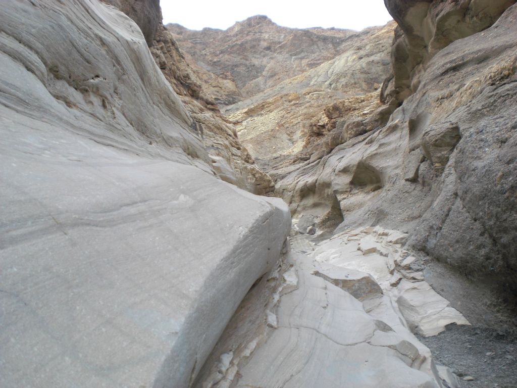 In order to gets photos free from tourists, I had to hike Mosaic Canyon early in the morning: