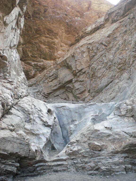 A fun and easy dry fall to climb a short distance into the 2nd Narrows: