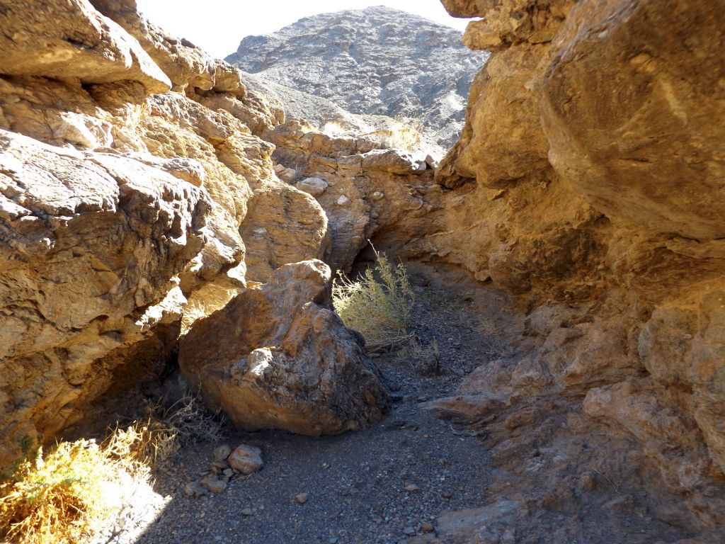 The second minor dry fall was up ahead, which also had to be climbed: