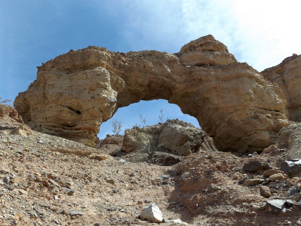 The blue sky helps the arch to stand out from this angle: