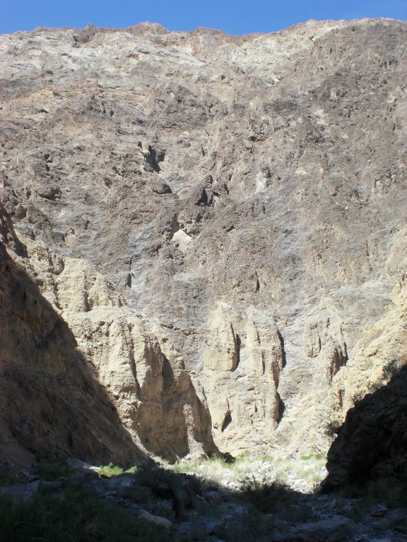 More mud formations (conglomerate rock) mixed in with the solid rock of the canyon wall in the next three pictures: