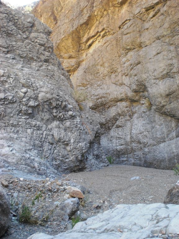Heading into some tight narrows up ahead: