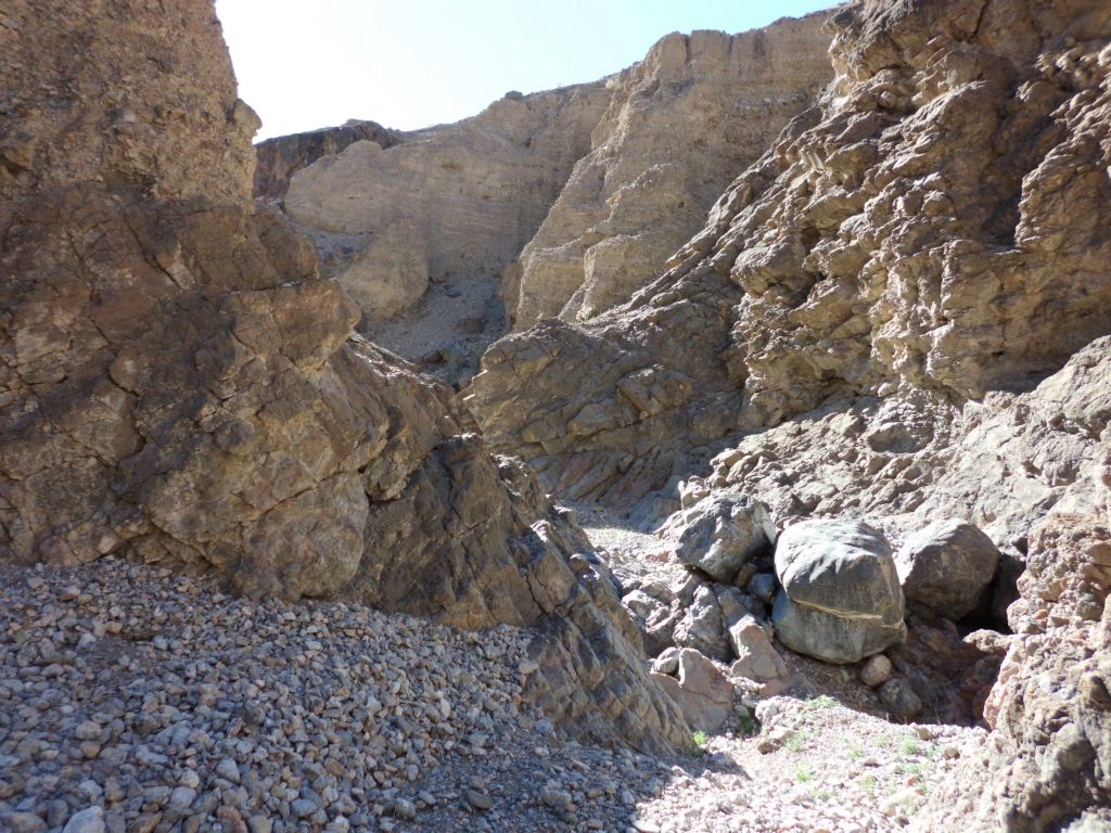 More large boulders which we would have to climb around: