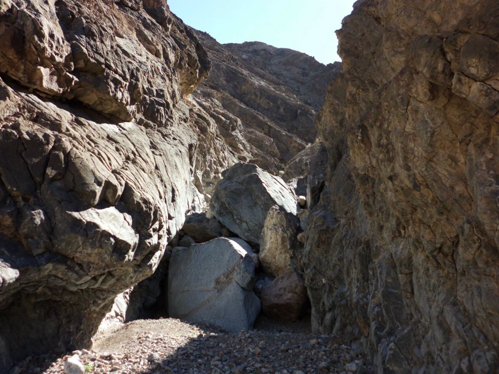 Huge boulders wedged in between the canyon walls:
