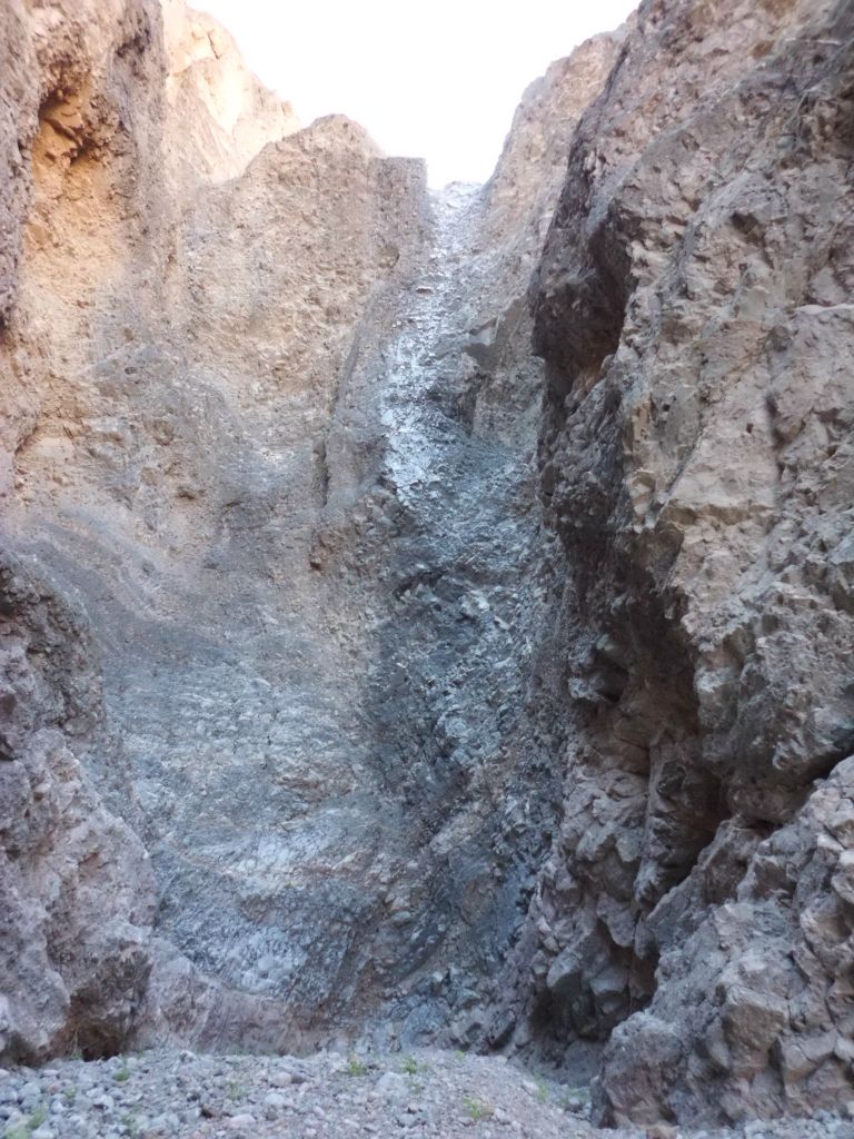 The 2nd major dry fall of the canyon is a 75 foot massive one with no nearby bypasses: