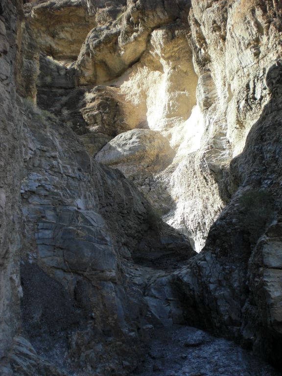 Notice how high the walls instantly became and minor dry falls also started right away:
