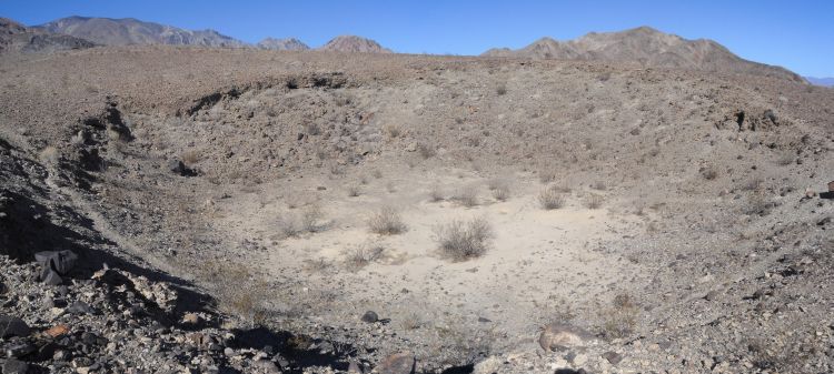 Chuckwalla Crater panoramic 2