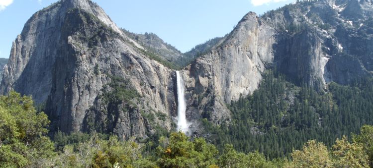 Rockslides Trail panoramic of Bridalveil Fall